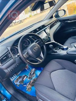 تۆیۆتا کامری